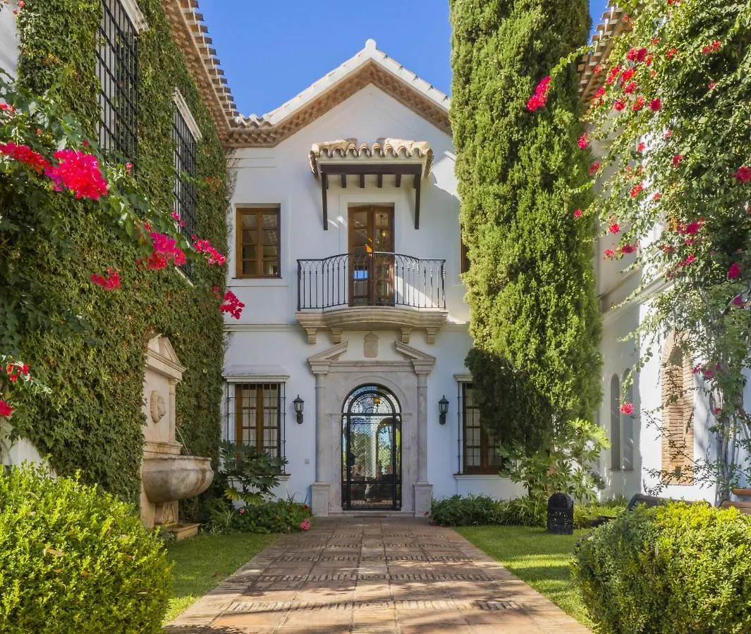 Cubo'S Mountain Bayview Luxury Villa Malaga