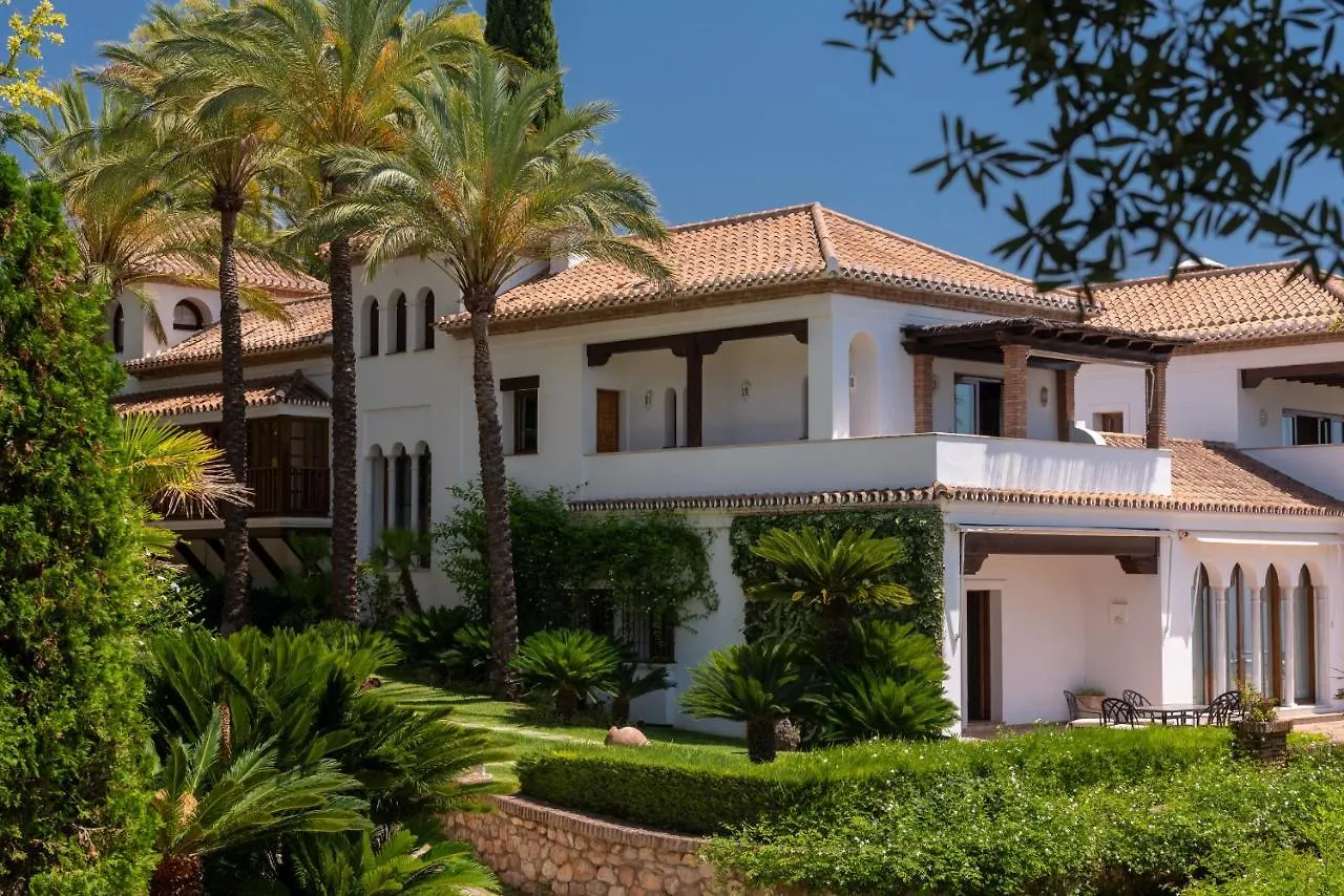 Cubo'S Mountain Bayview Luxury Villa Malaga