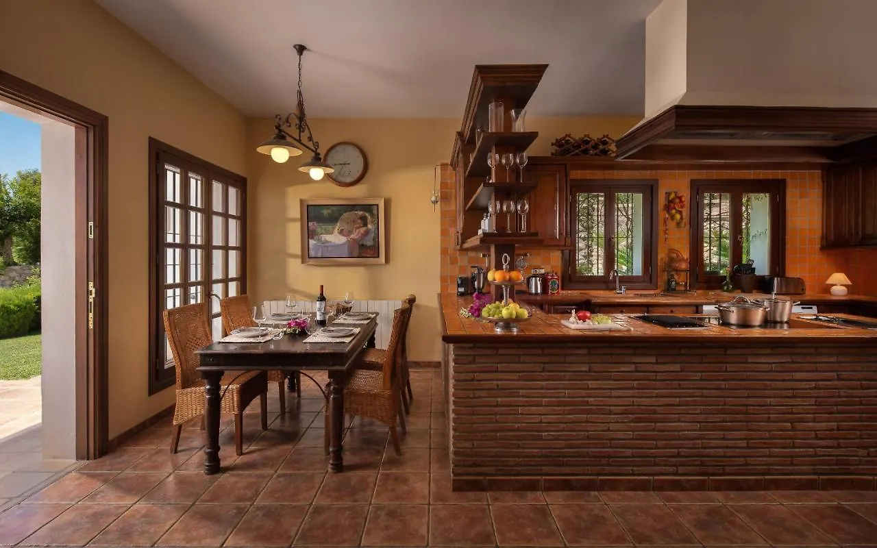 Cubo'S Mountain Bayview Luxury Villa Malaga