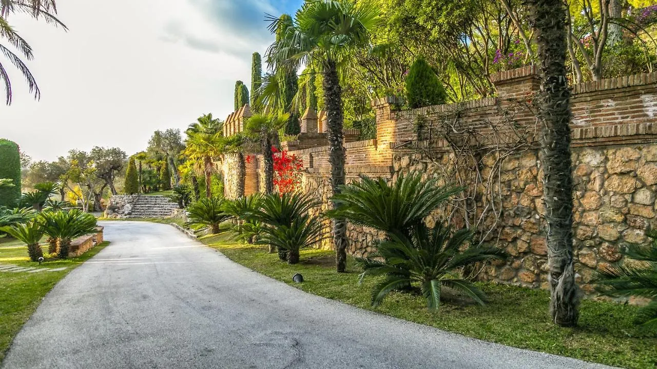 Cubo'S Mountain Bayview Luxury Villa Malaga