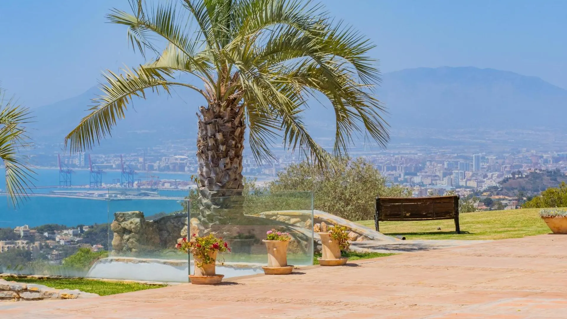 Cubo'S Mountain Bayview Luxury Villa Malaga 0*,  Spain